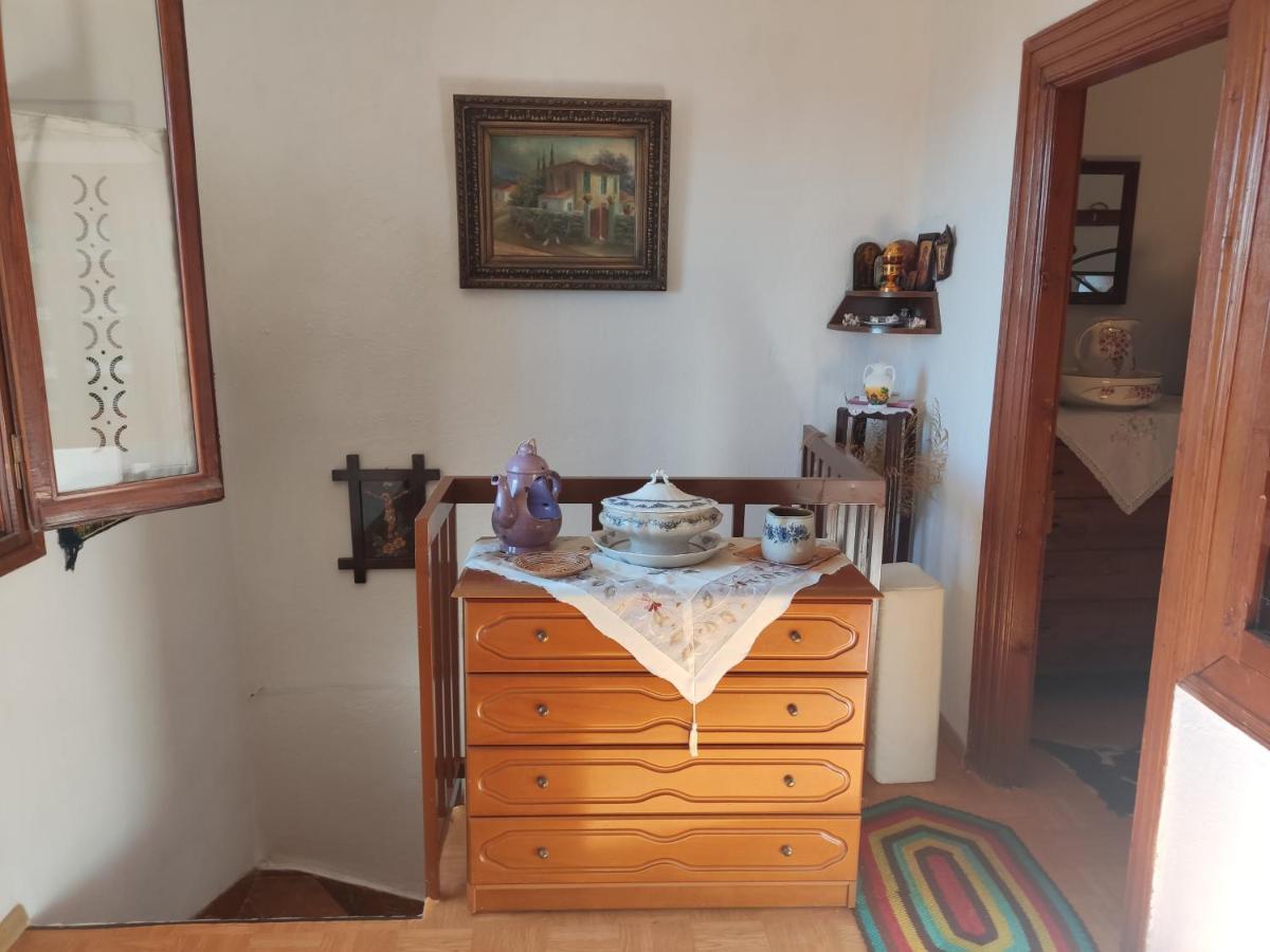 Stagiates Athena'S Guest House מראה חיצוני תמונה