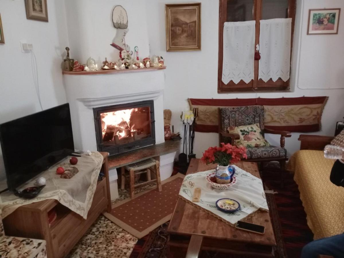 Stagiates Athena'S Guest House מראה חיצוני תמונה